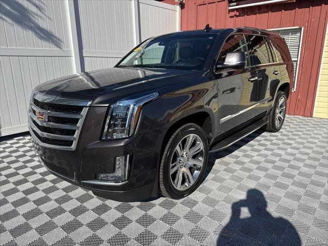 used 2017 Cadillac Escalade car, priced at $27,085