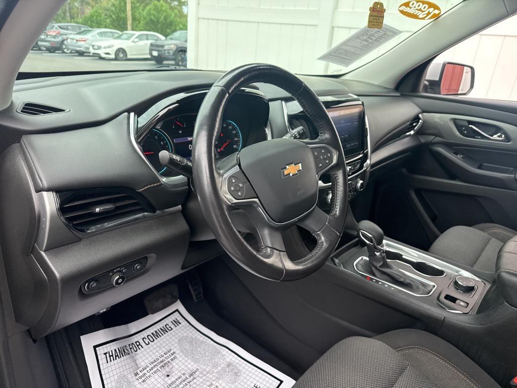 used 2021 Chevrolet Traverse car, priced at $22,997