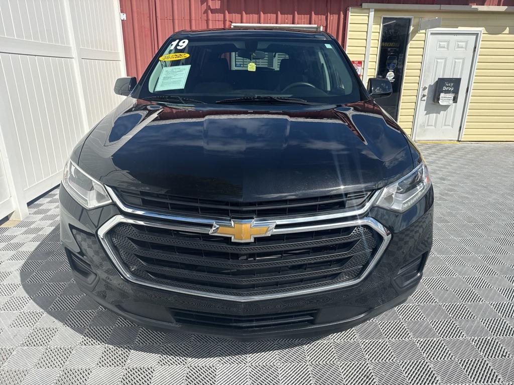 used 2019 Chevrolet Traverse car, priced at $21,477
