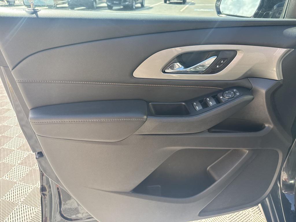 used 2019 Chevrolet Traverse car, priced at $21,477