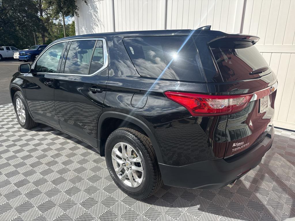 used 2019 Chevrolet Traverse car, priced at $21,477