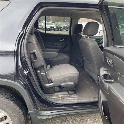 used 2020 Chevrolet Traverse car, priced at $18,500