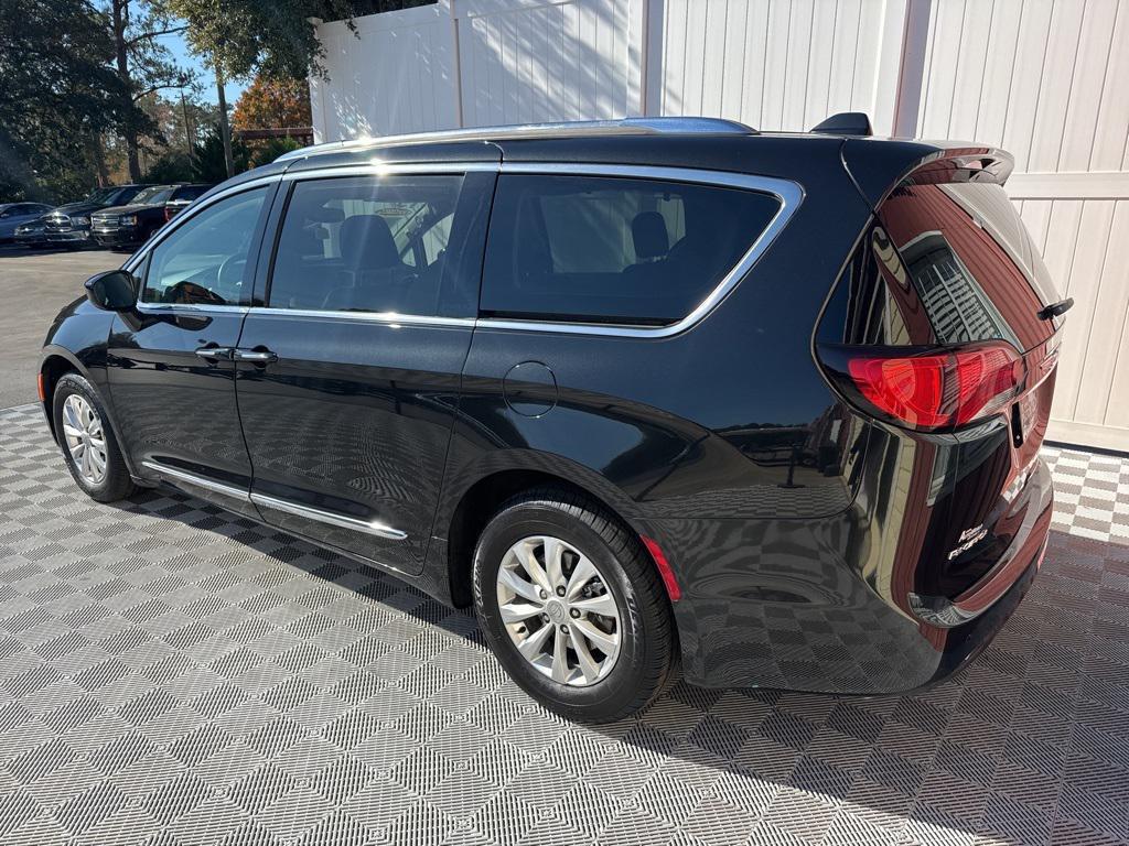 used 2019 Chrysler Pacifica car, priced at $10,995