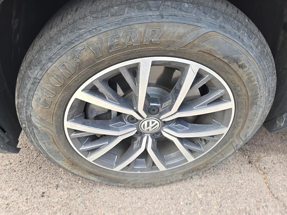 used 2021 Volkswagen Tiguan car, priced at $19,995