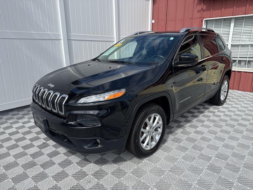 used 2015 Jeep Cherokee car, priced at $14,495