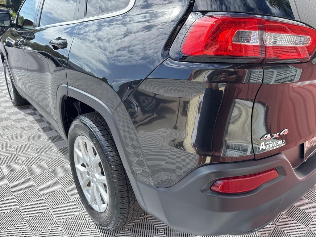 used 2015 Jeep Cherokee car, priced at $14,495