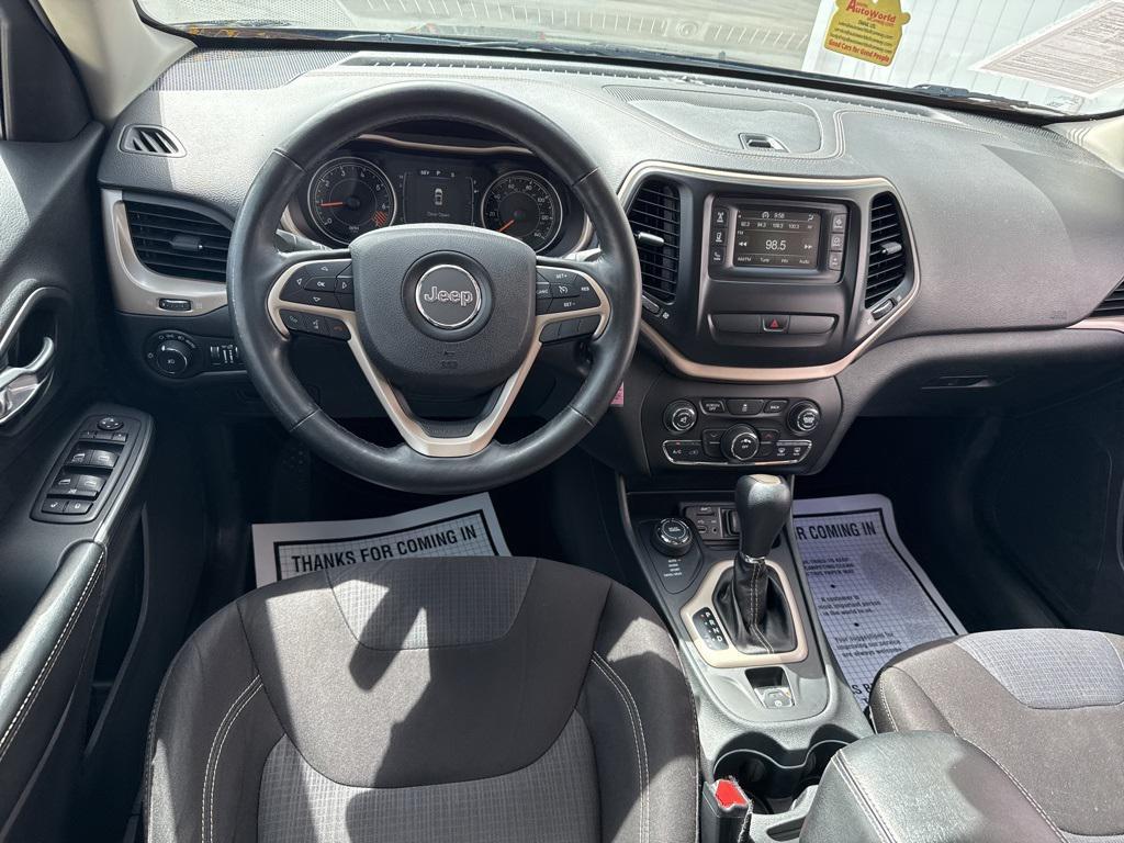 used 2015 Jeep Cherokee car, priced at $14,495