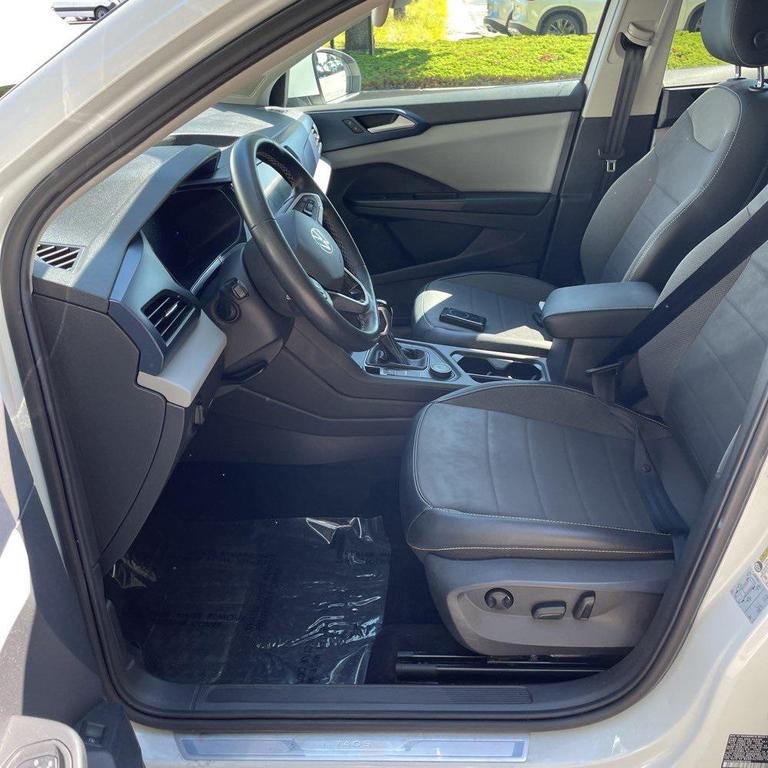 used 2015 Jeep Cherokee car, priced at $13,500