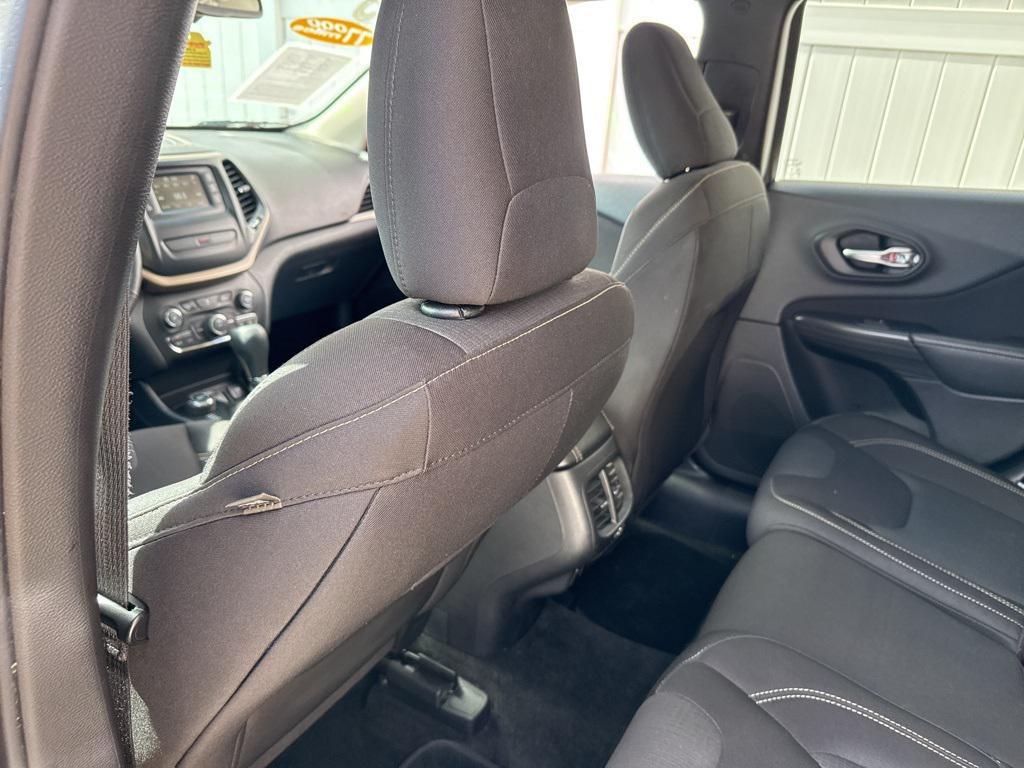 used 2015 Jeep Cherokee car, priced at $14,495