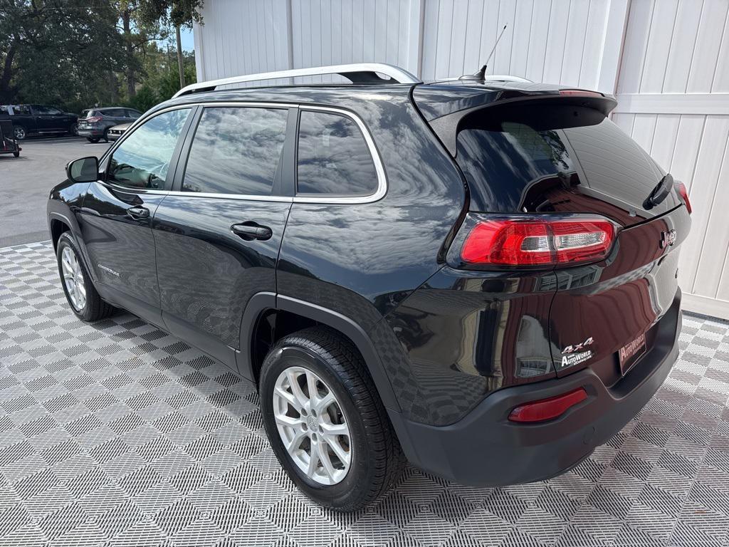 used 2015 Jeep Cherokee car, priced at $14,495