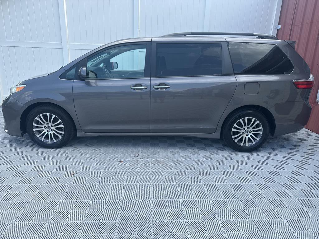 used 2018 Toyota Sienna car, priced at $21,997