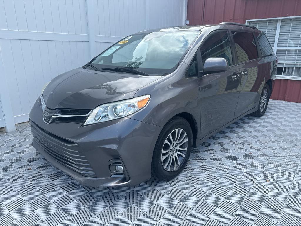 used 2018 Toyota Sienna car, priced at $21,997