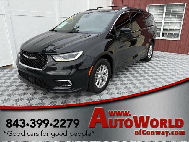 used 2021 Chrysler Pacifica car, priced at $21,995