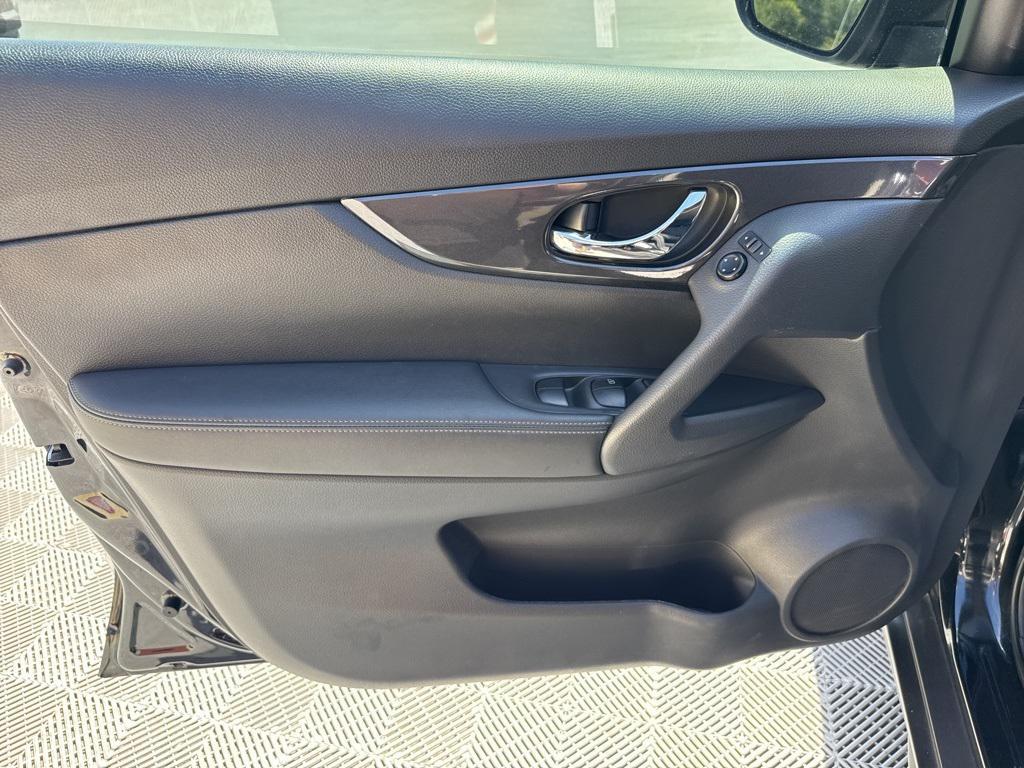 used 2020 Nissan Rogue car, priced at $19,500