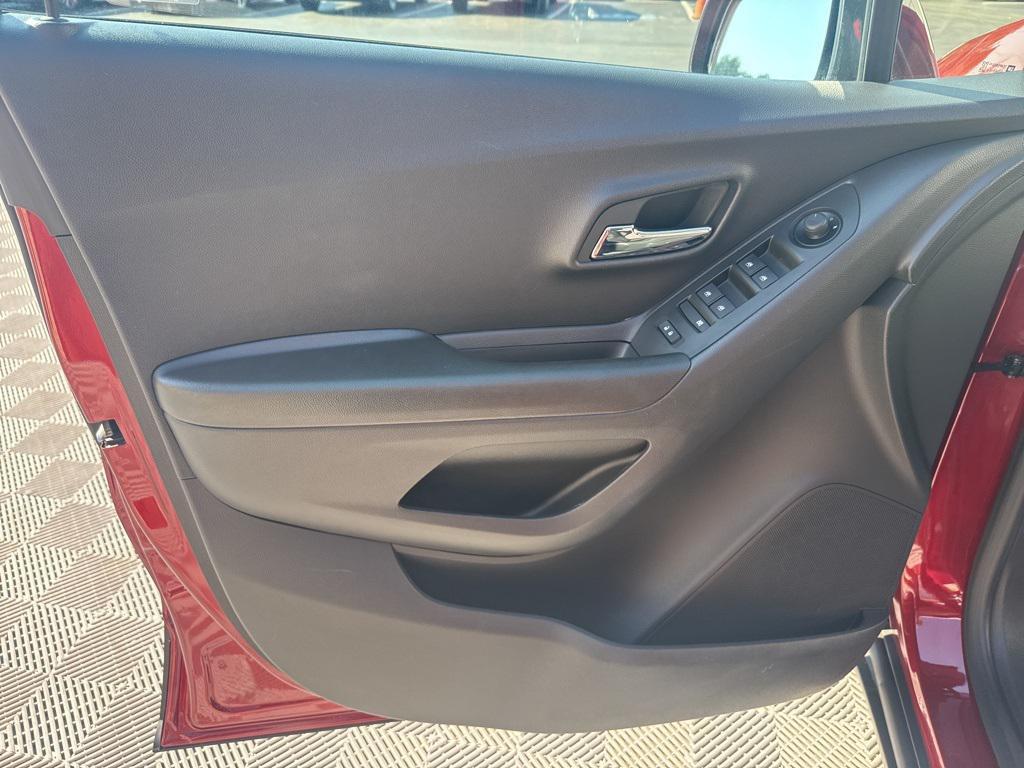 used 2022 Chevrolet Trax car, priced at $19,877