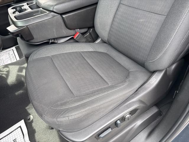 used 2022 Chevrolet Silverado 1500 car, priced at $32,877