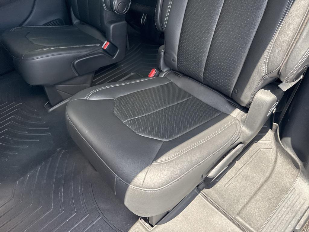 used 2020 Chrysler Pacifica car, priced at $31,500