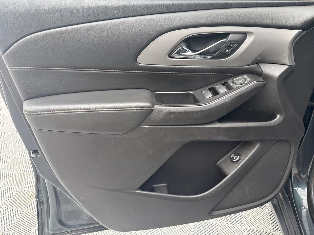 used 2018 Chevrolet Traverse car, priced at $15,995