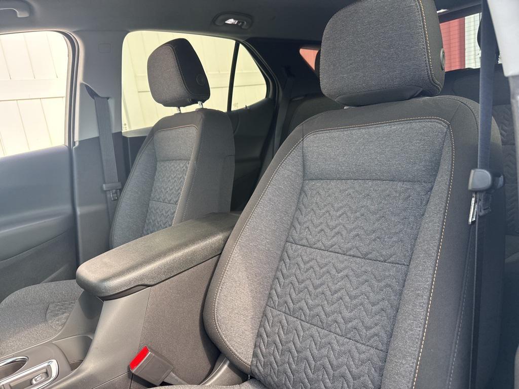 used 2024 Chevrolet Equinox car, priced at $25,995