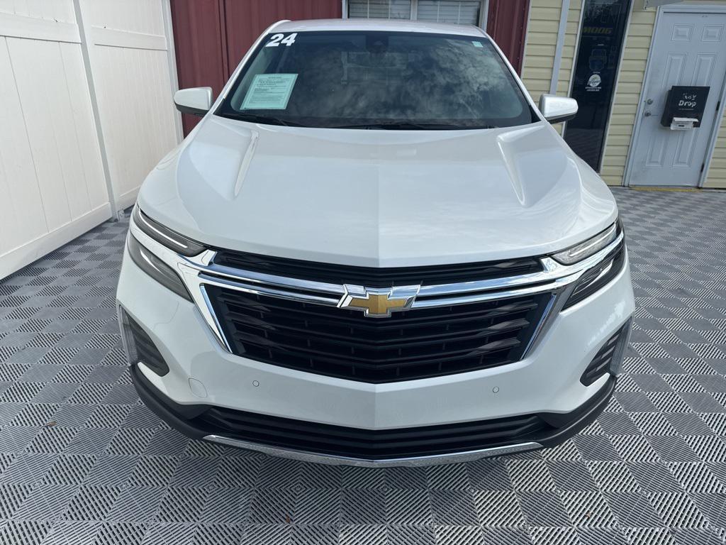 used 2024 Chevrolet Equinox car, priced at $25,995