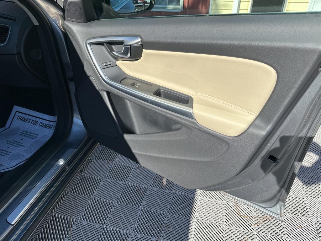 used 2018 Volvo S60 Inscription car, priced at $16,997