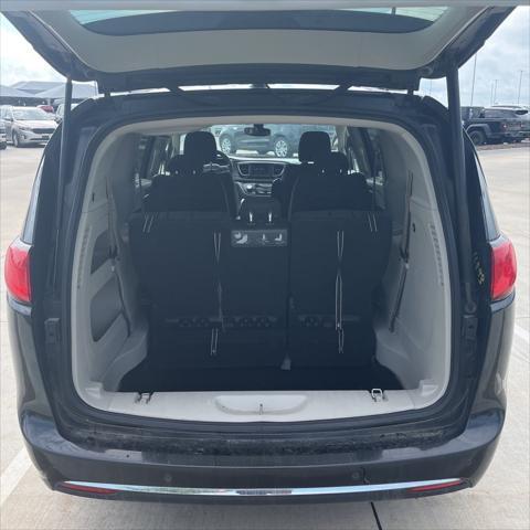 used 2020 Chrysler Pacifica car, priced at $16,995