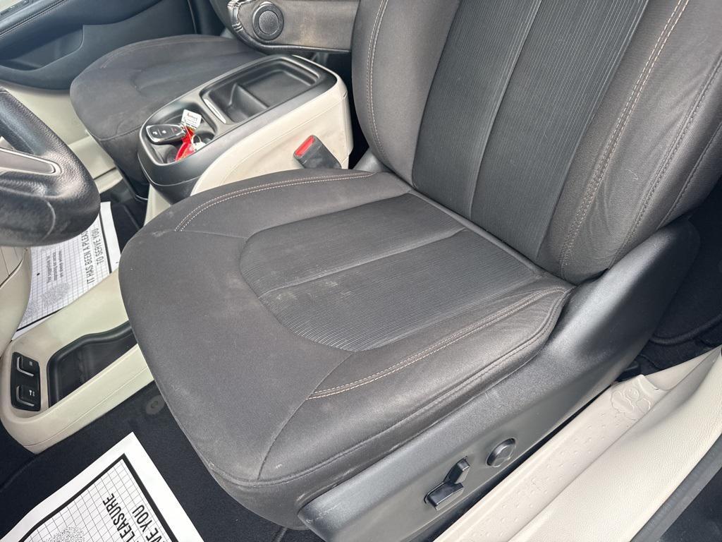 used 2020 Chrysler Pacifica car, priced at $18,997