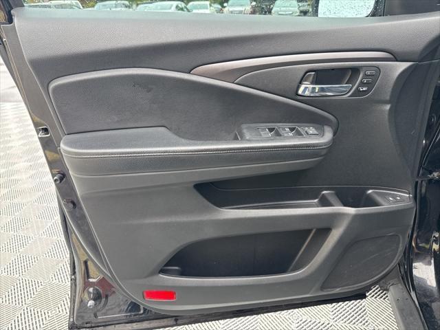 used 2021 Honda Pilot car, priced at $29,500