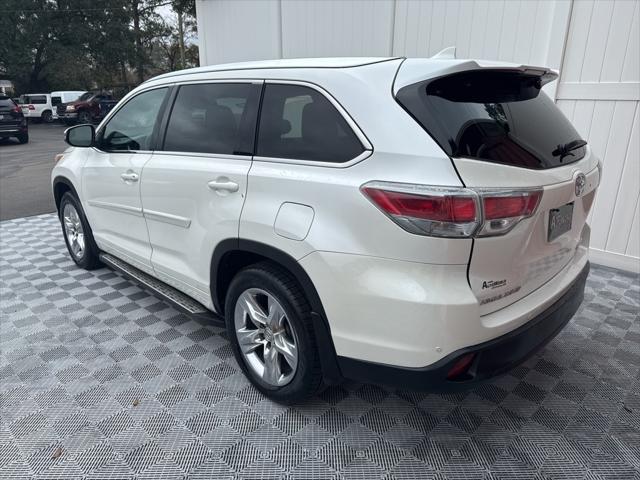 used 2015 Toyota Highlander car, priced at $15,500