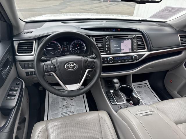 used 2015 Toyota Highlander car, priced at $15,500