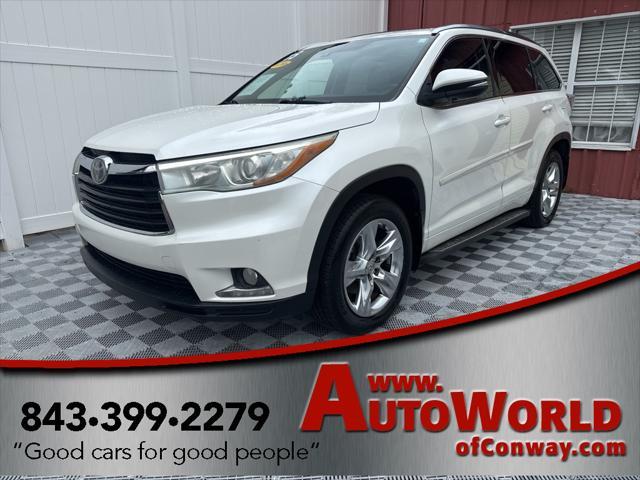 used 2015 Toyota Highlander car, priced at $15,500