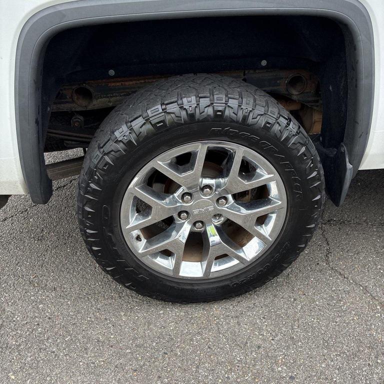 used 2014 GMC Sierra 1500 car, priced at $22,995