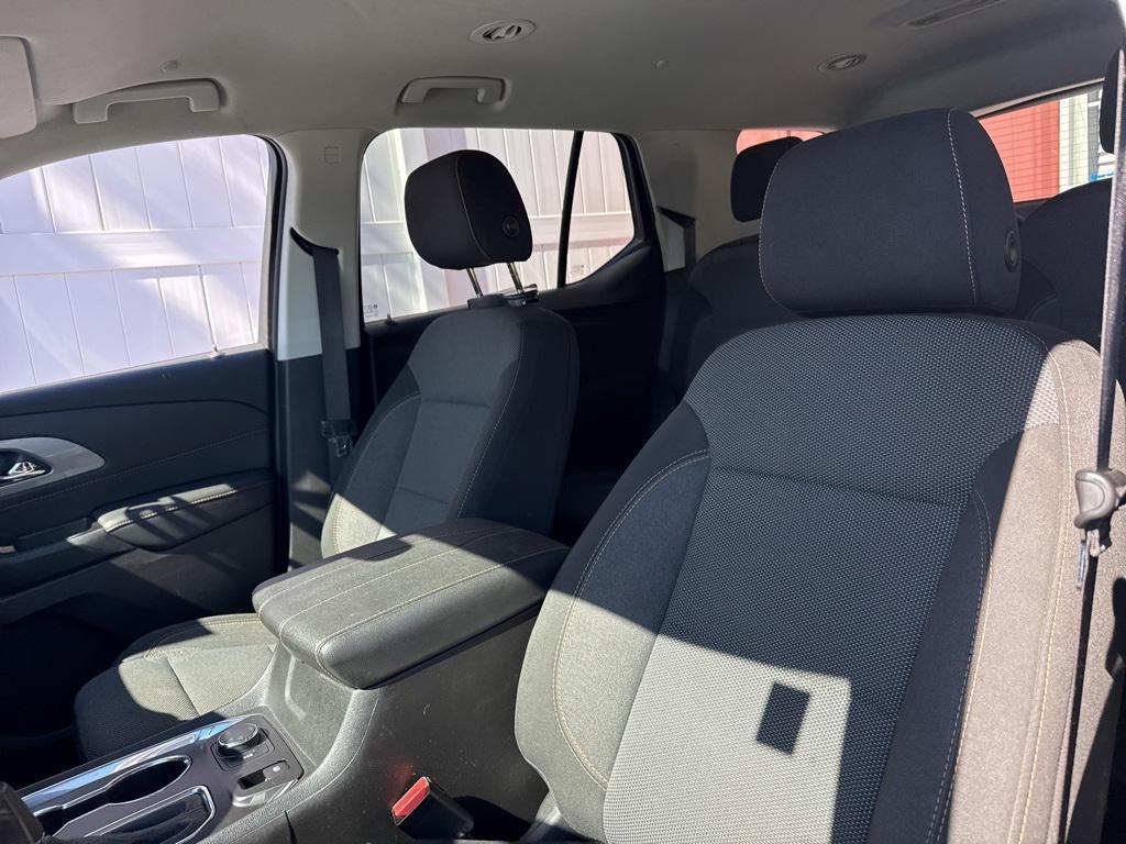 used 2020 Chevrolet Traverse car, priced at $22,950