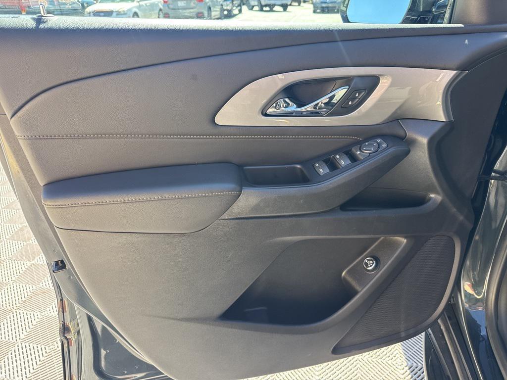 used 2020 Chevrolet Traverse car, priced at $22,950