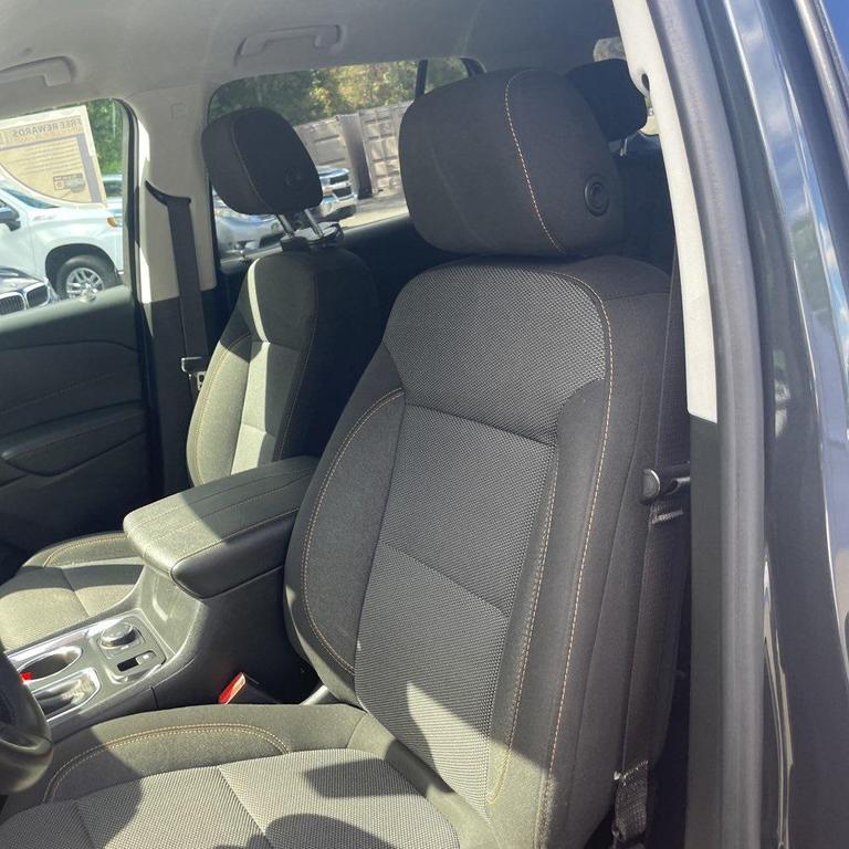 used 2020 Chevrolet Traverse car, priced at $22,995