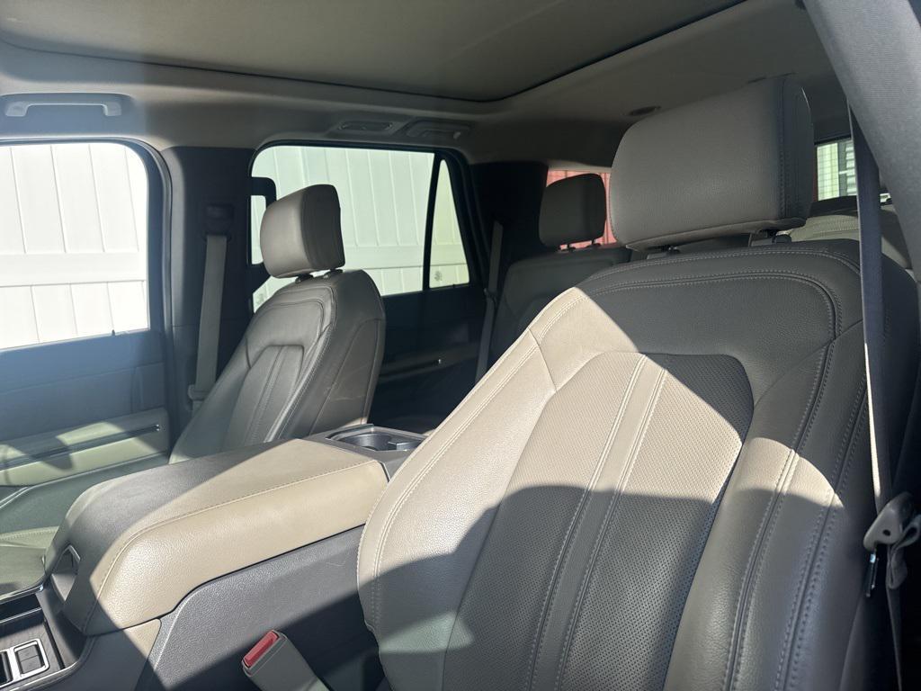used 2019 Ford Expedition car, priced at $26,997