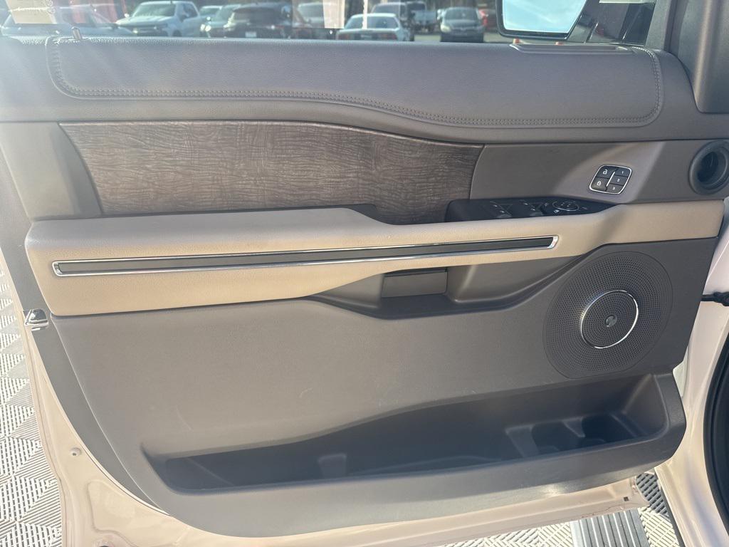 used 2019 Ford Expedition car, priced at $26,997