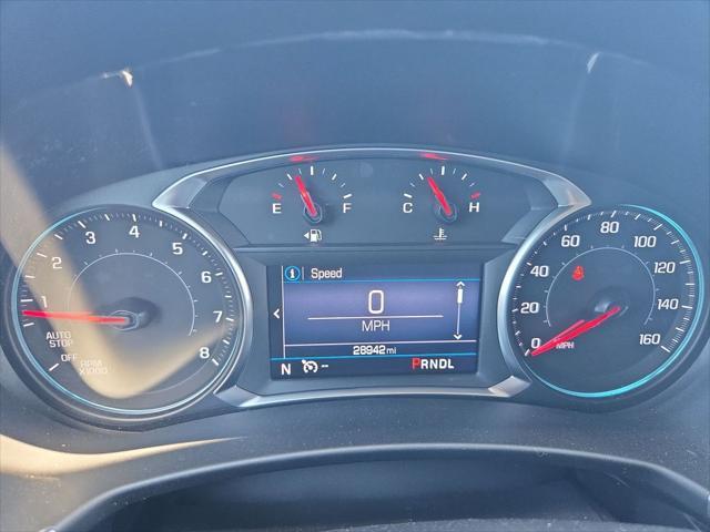 used 2022 Chevrolet Equinox car, priced at $23,702