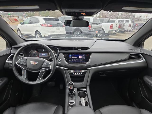 used 2021 Cadillac XT5 car, priced at $28,304