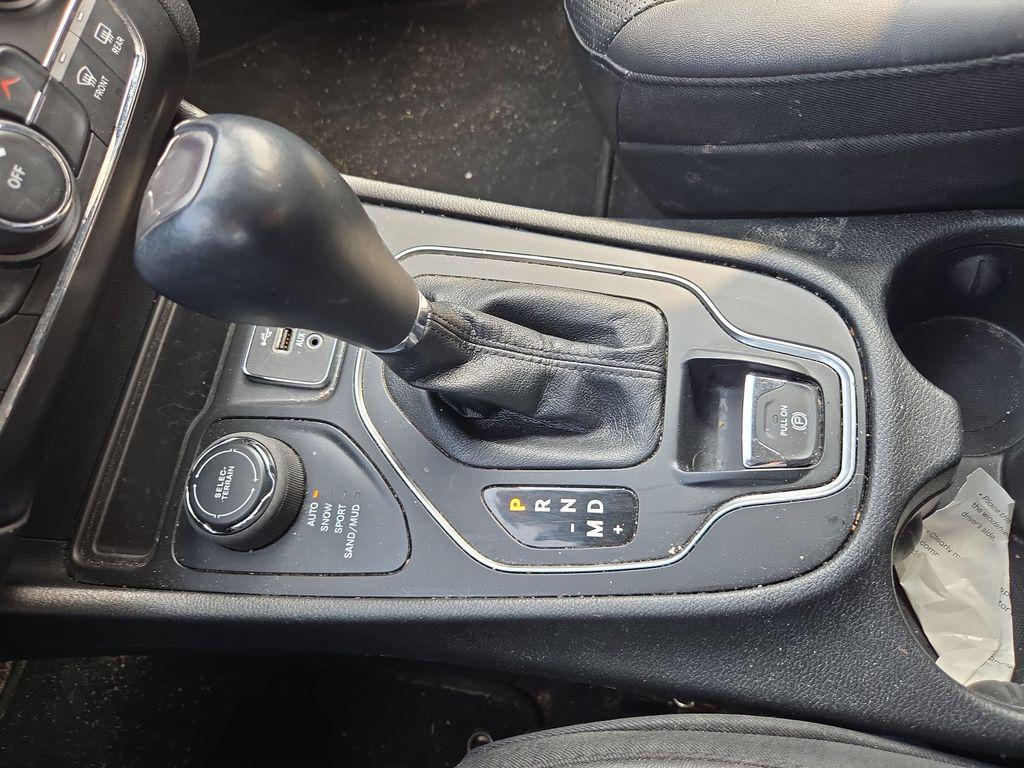 used 2021 Jeep Cherokee car, priced at $21,974