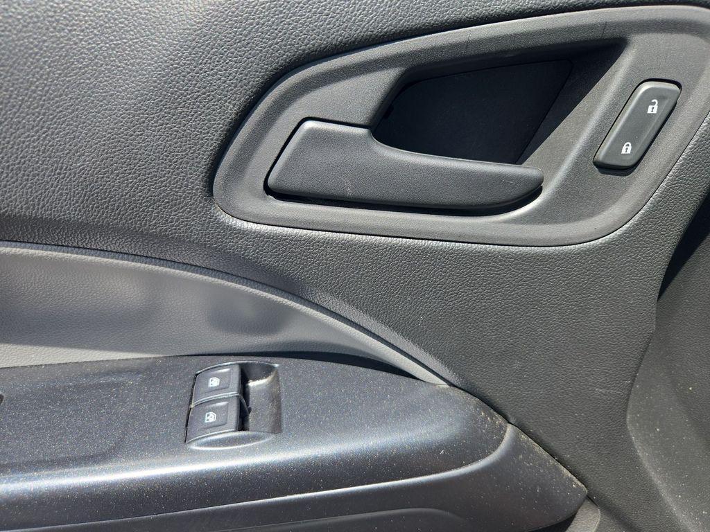 used 2021 GMC Canyon car, priced at $24,871
