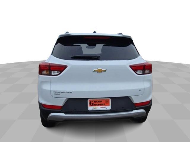 new 2025 Chevrolet TrailBlazer car, priced at $30,675