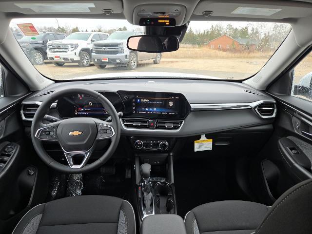 new 2025 Chevrolet TrailBlazer car, priced at $30,675