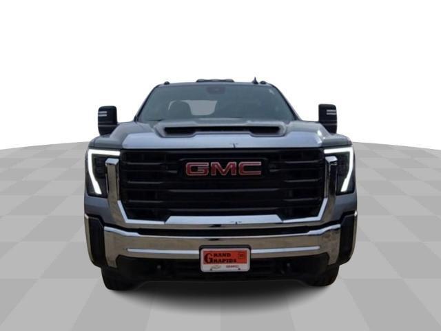 new 2024 GMC Sierra 2500 car, priced at $51,705