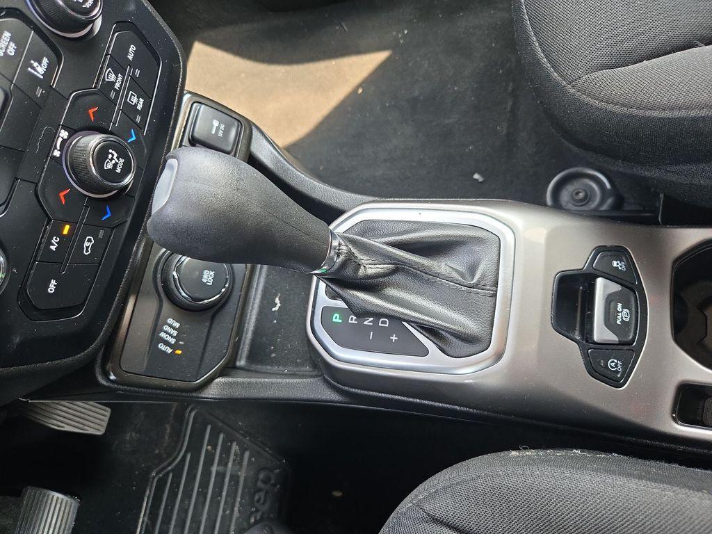 used 2022 Jeep Renegade car, priced at $19,384