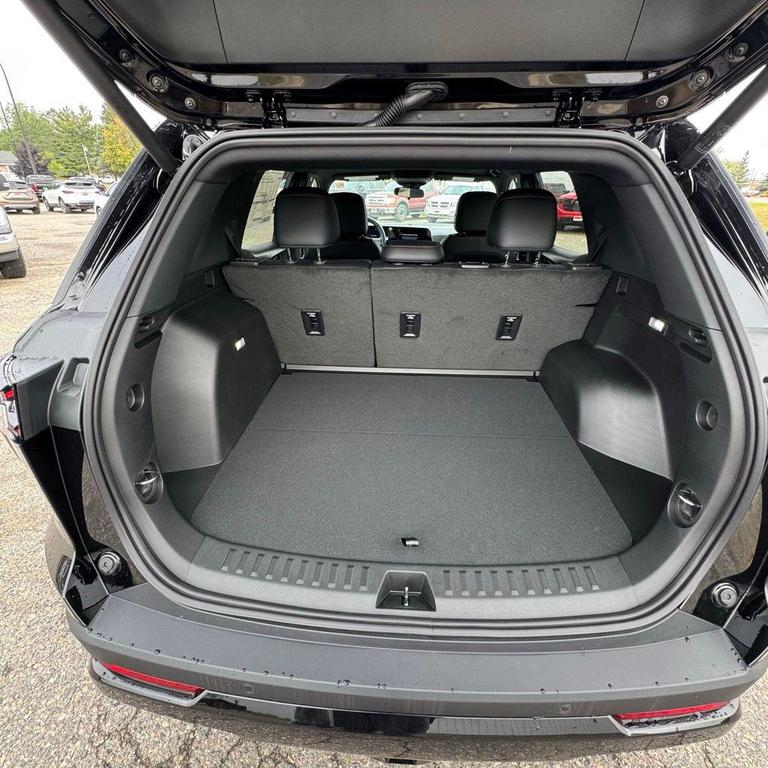 new 2026 Chevrolet Equinox car, priced at $38,265