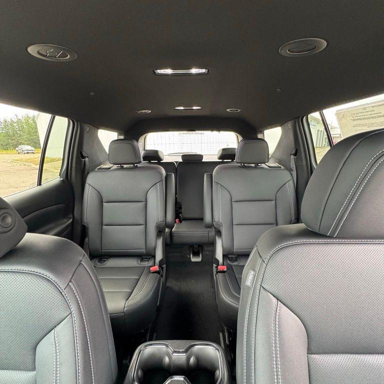 new 2026 Chevrolet Traverse car, priced at $46,390