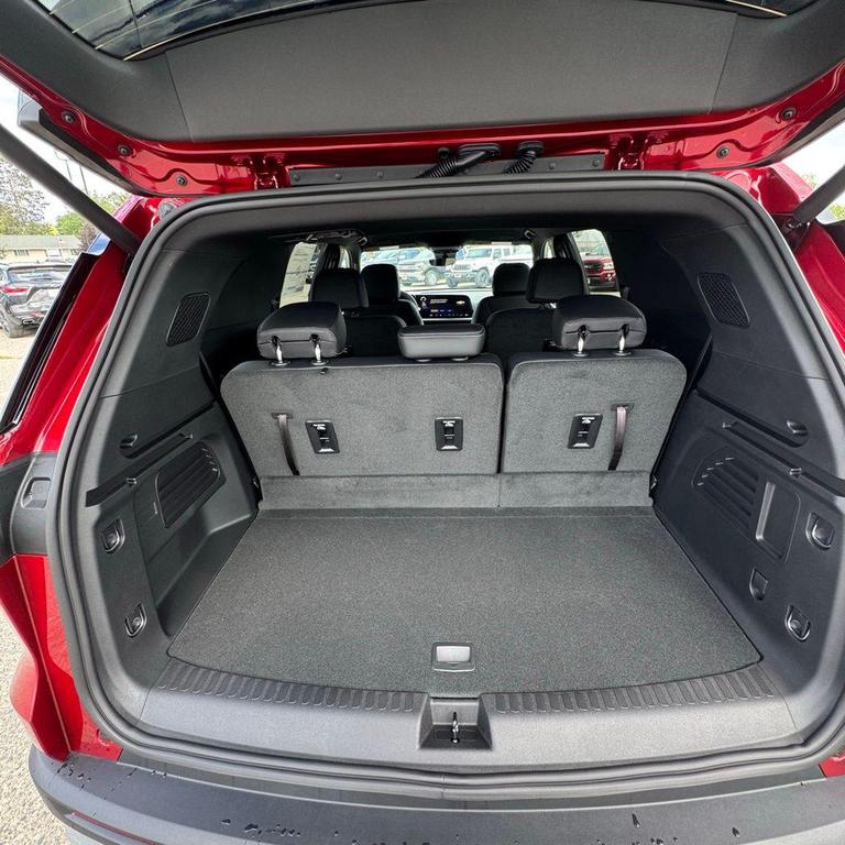 new 2026 Chevrolet Traverse car, priced at $46,390