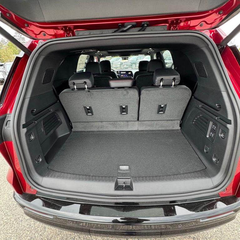 new 2026 Chevrolet Traverse car, priced at $60,315