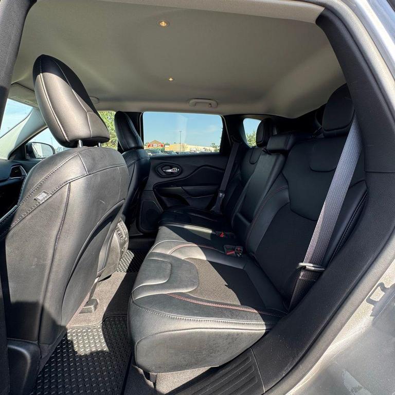 used 2022 Jeep Cherokee car, priced at $23,941